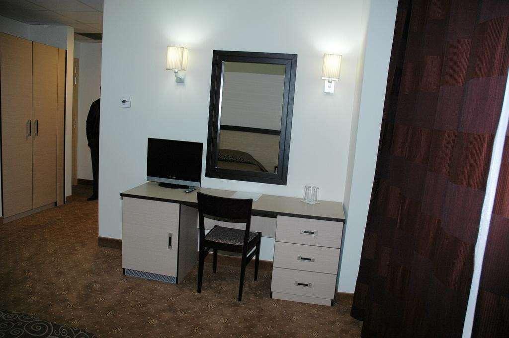 Fieri Hotel ฟิเอร์ ห้อง รูปภาพ